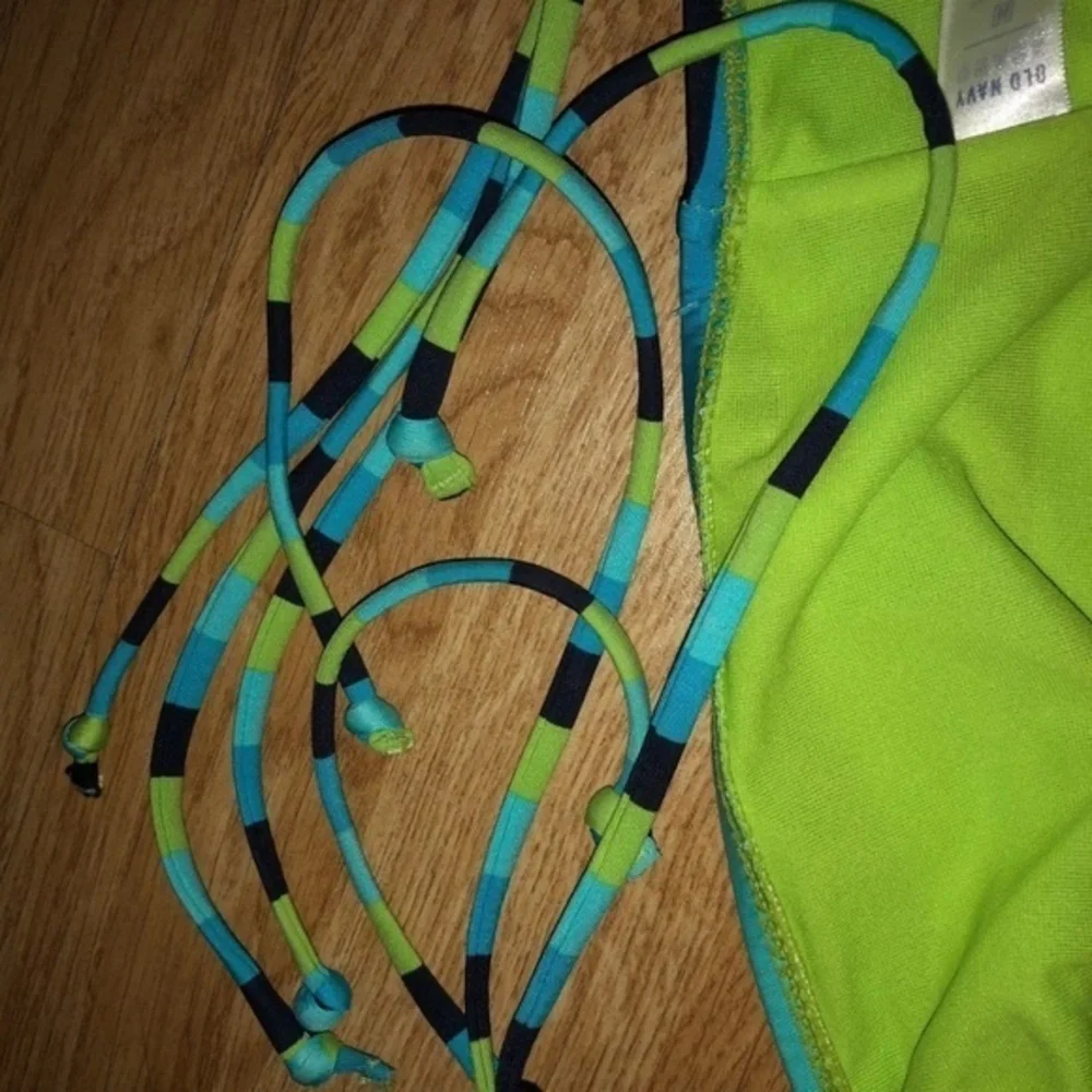Old Navy Medium Bikini Top Green Blue‎ Stripes